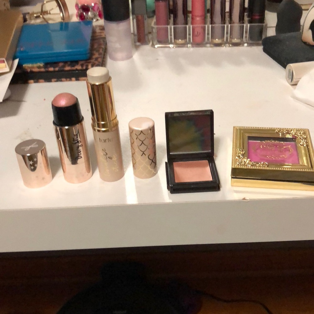 Highlighter lot